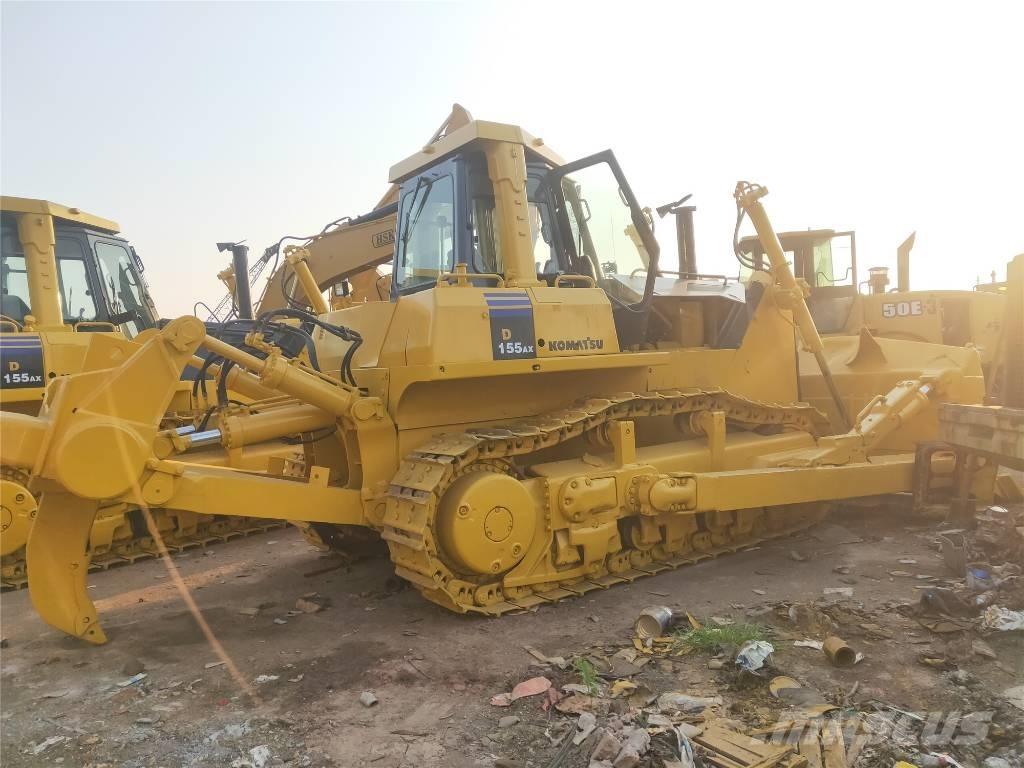 Komatsu D155AX-5 Bulldozer på larvebånd