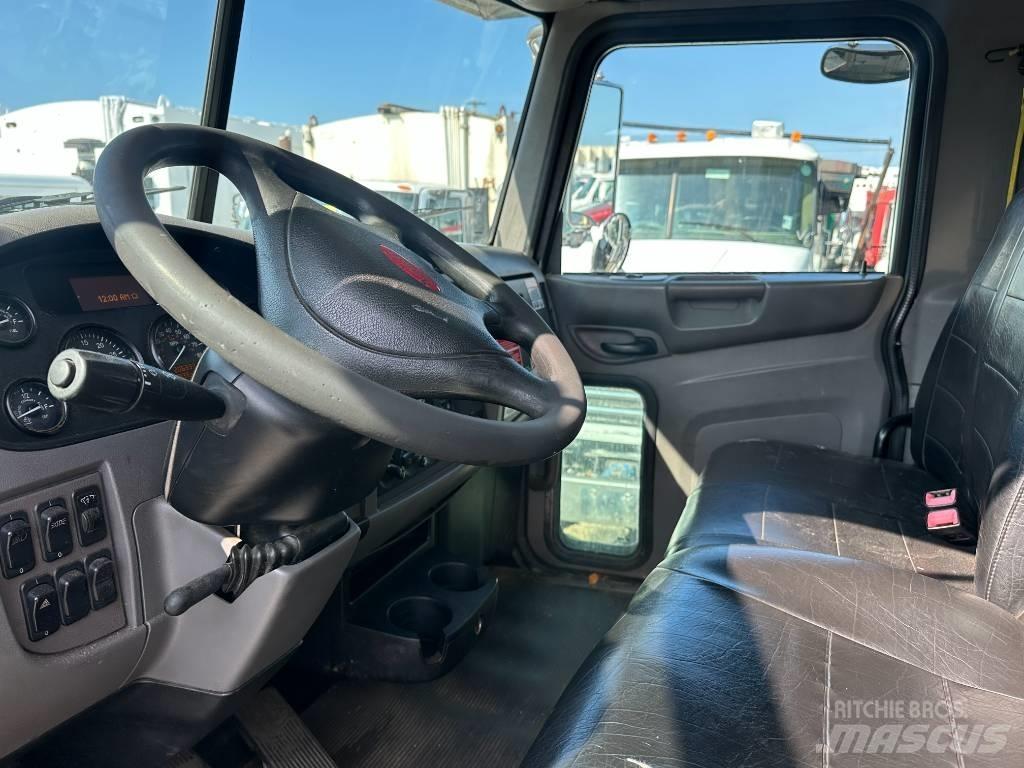 Peterbilt 348 Renovationslastbiler