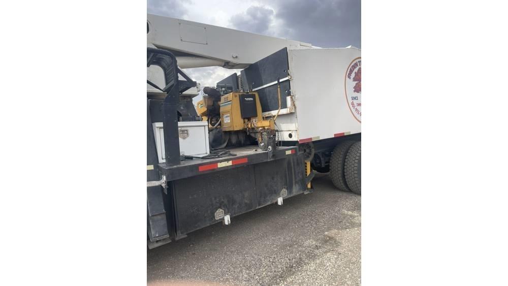 Ford F 7000 Lastbilmonterede lifte