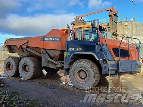 Doosan DA 30 -7 Terrængående lastbiler