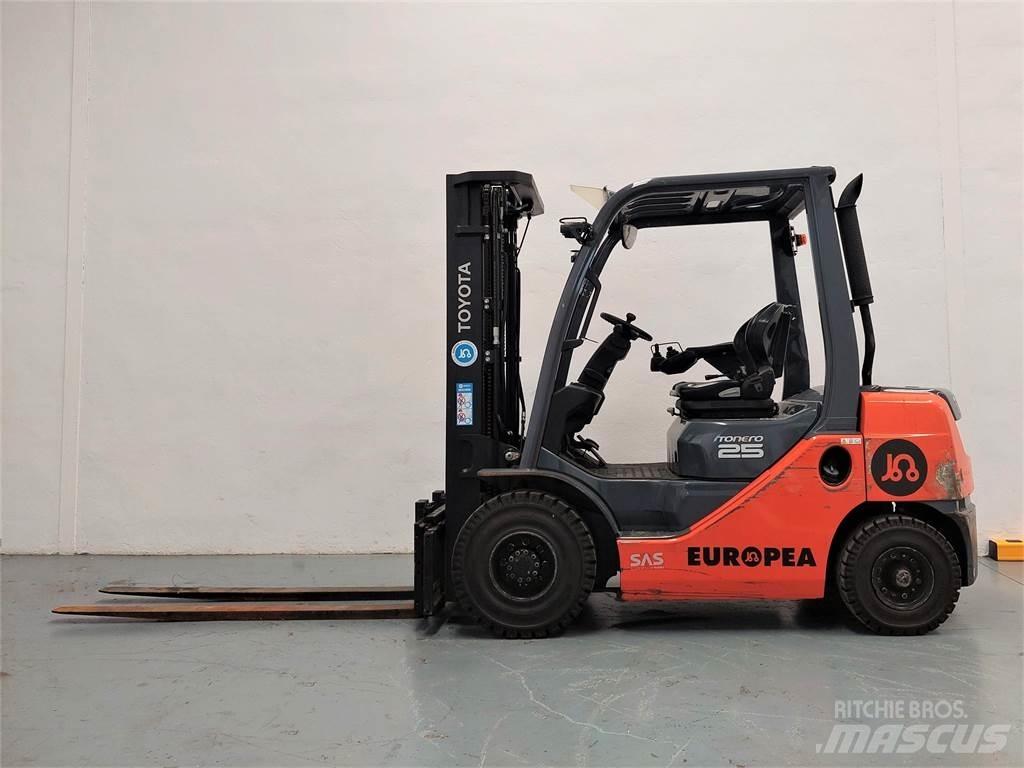 Toyota 02 8FDF25 Diesel gaffeltrucks