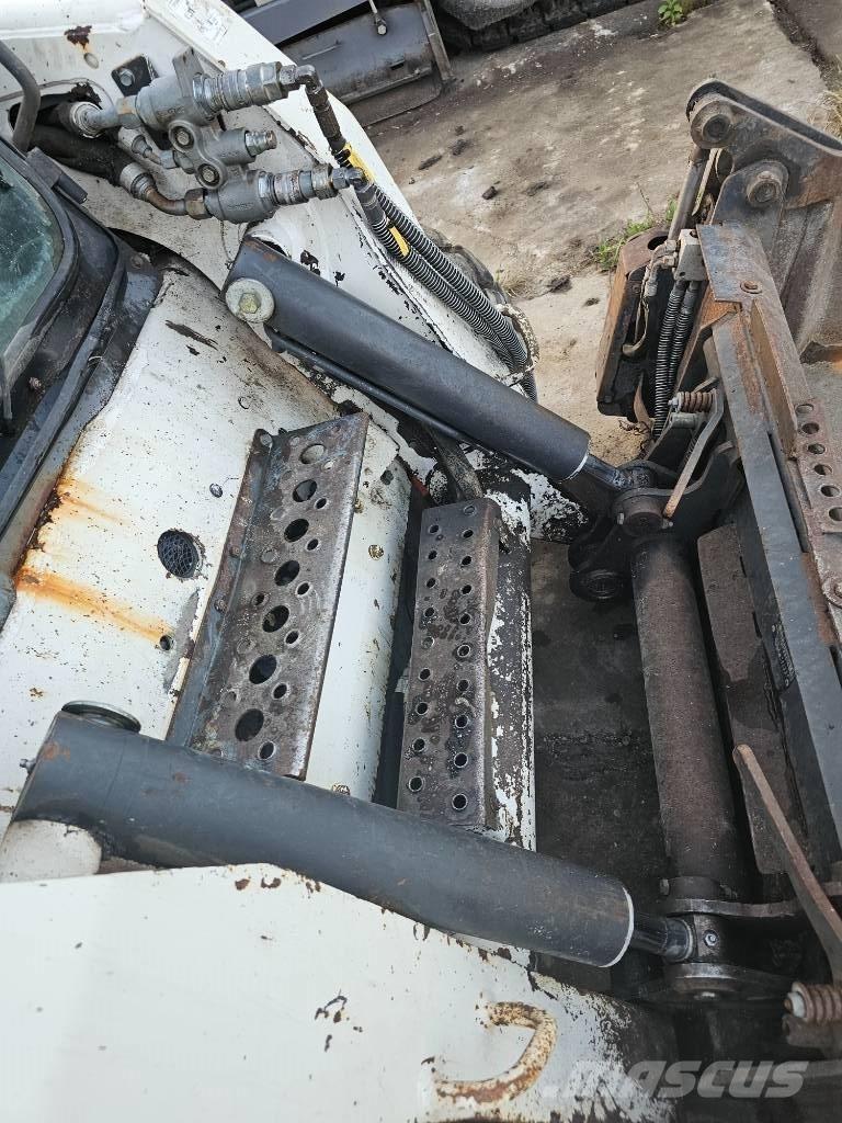 Bobcat S 250 Læssemaskiner på hjul