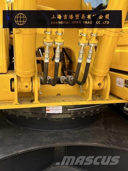 Komatsu PC 210 Gravemaskiner på larvebånd