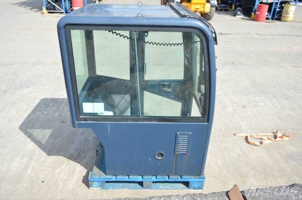 Hanix H 22 cab Minigravemaskiner