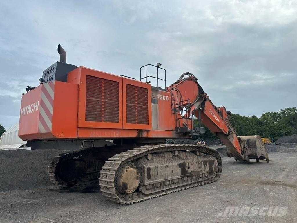 Hitachi EX1200-6 Nedbrydningsmaskiner