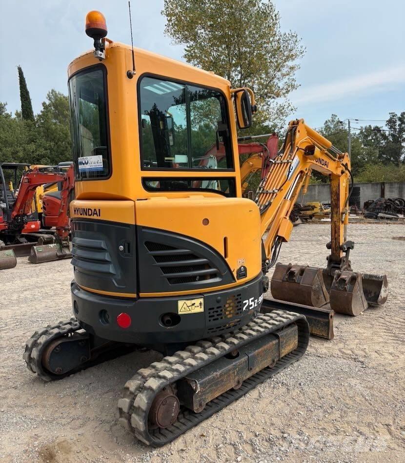 Hyundai R25Z-9 AK Minigravemaskiner