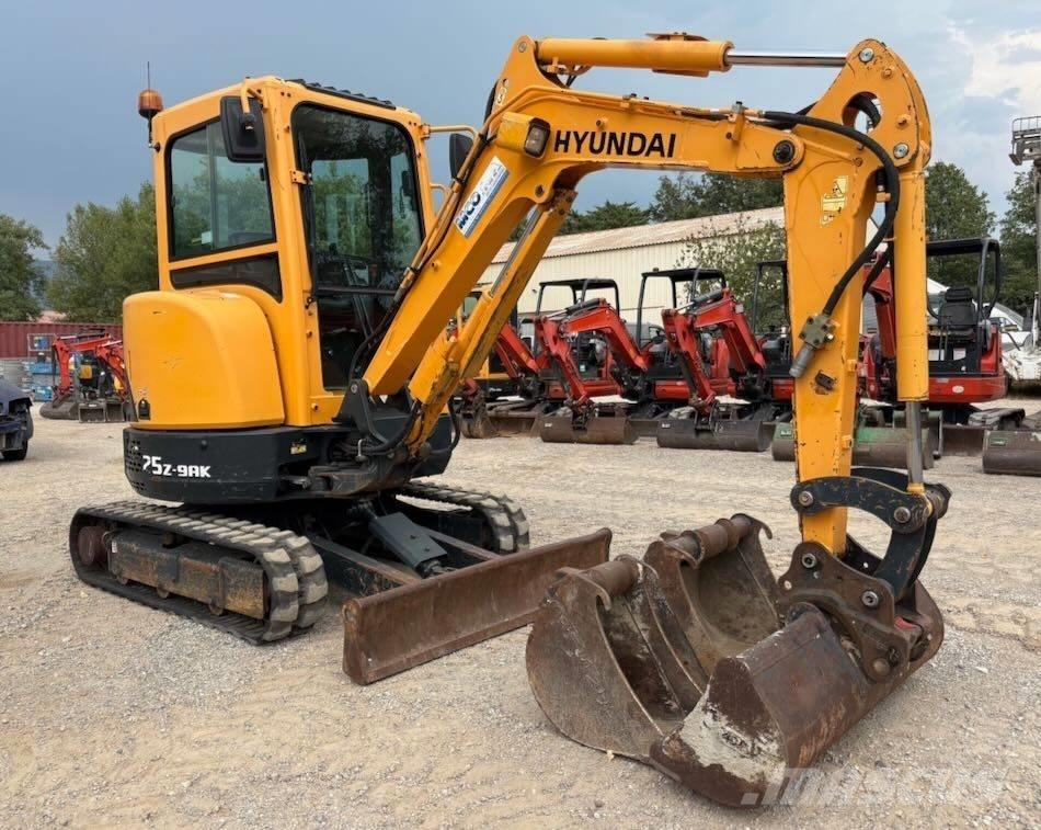 Hyundai R25Z-9 AK Minigravemaskiner