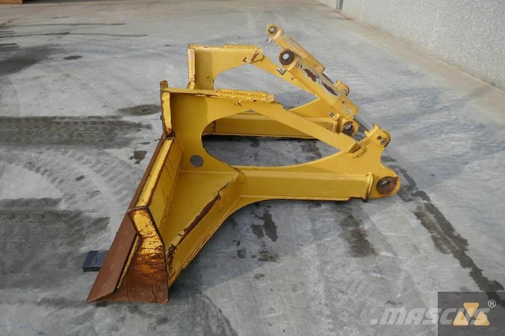 CAT Skidder blade Klinger