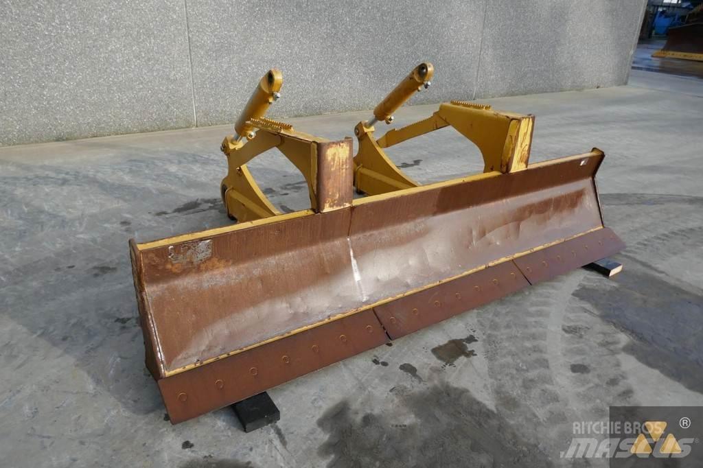 CAT Skidder blade Klinger