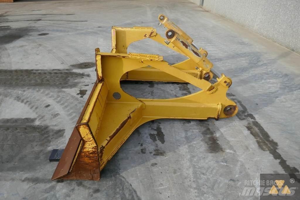 CAT Skidder blade Klinger
