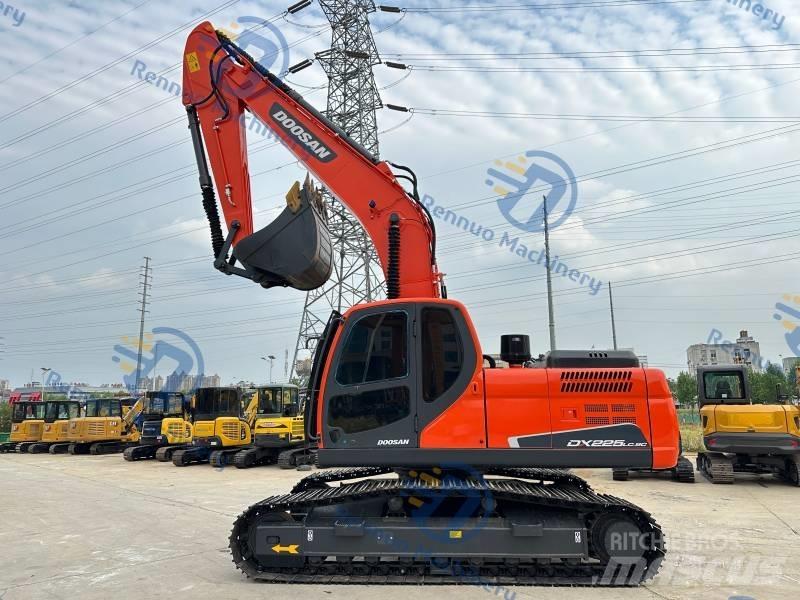 Doosan DX 225 LC-9C Gravemaskiner på larvebånd