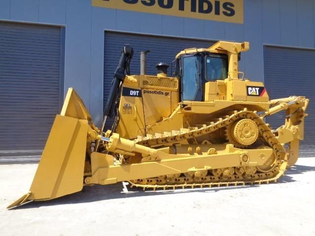 CAT D 9 T Bulldozer på larvebånd