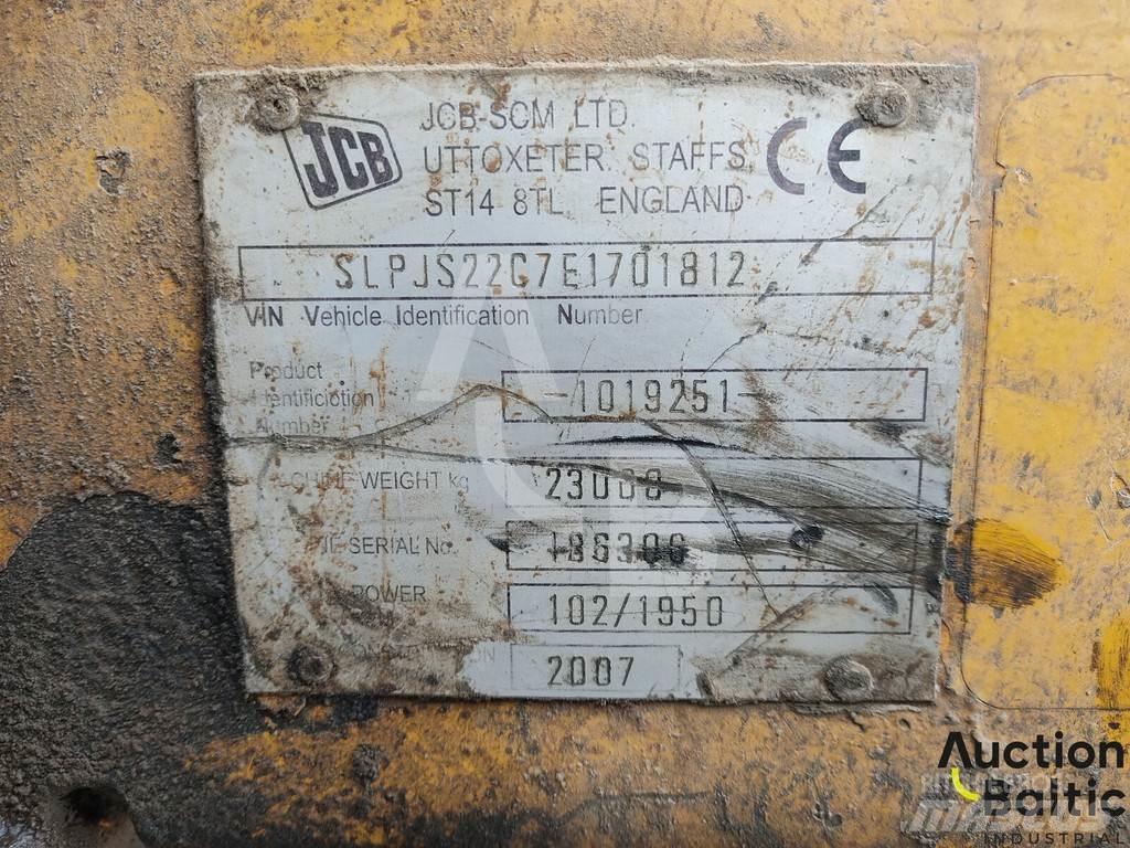 JCB JS 220 LC Gravemaskiner på larvebånd