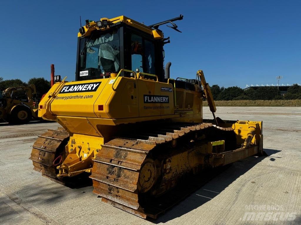 Komatsu D 65 PXi Bulldozer på larvebånd