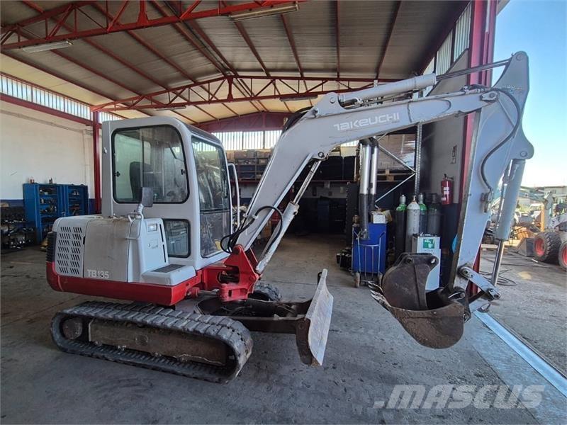 Takeuchi TB135 Minigravemaskiner