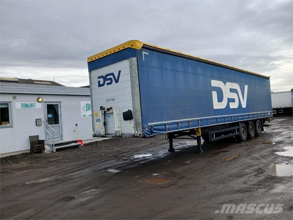 Schmitz 3aks Semi-trailer med Gardinsider