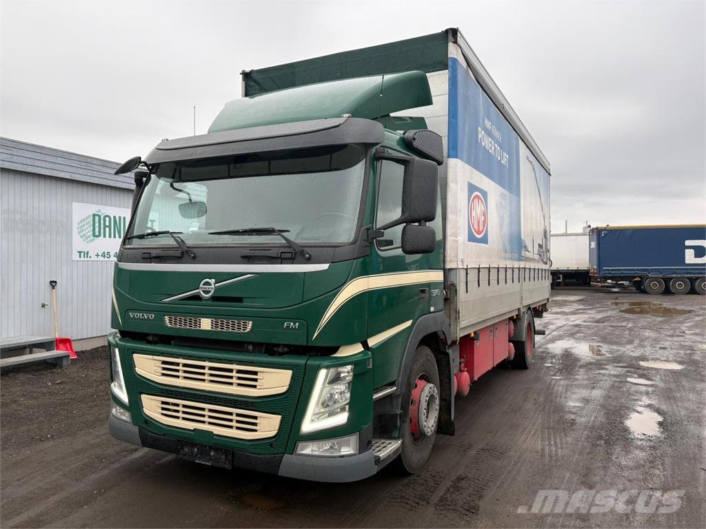 Volvo FM370 Fragtlad Lastbil - Gardin