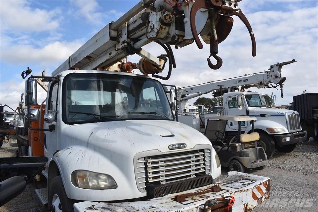 Altec D945B Lastbilmonterede borerigge