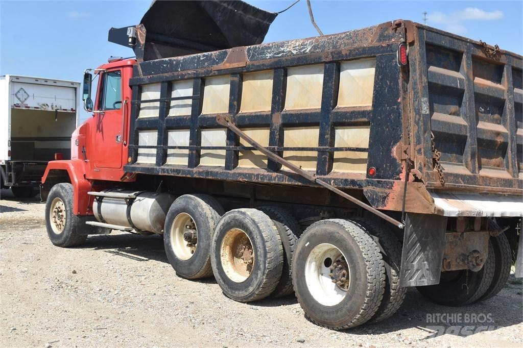 Autocar DC10364B Lastbiler med tip