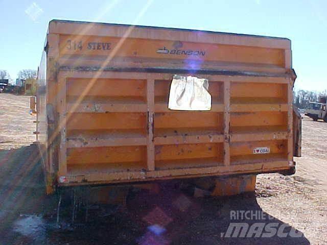 Benson 24 FT Lastbiler med tip