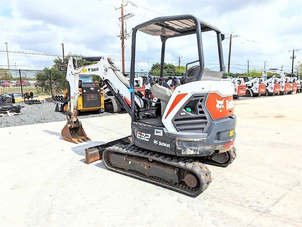 Bobcat E32I Minigravemaskiner