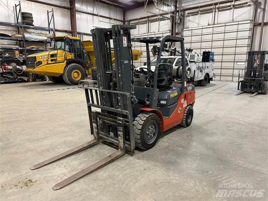 Boss FY30 Gaffeltrucks - andre
