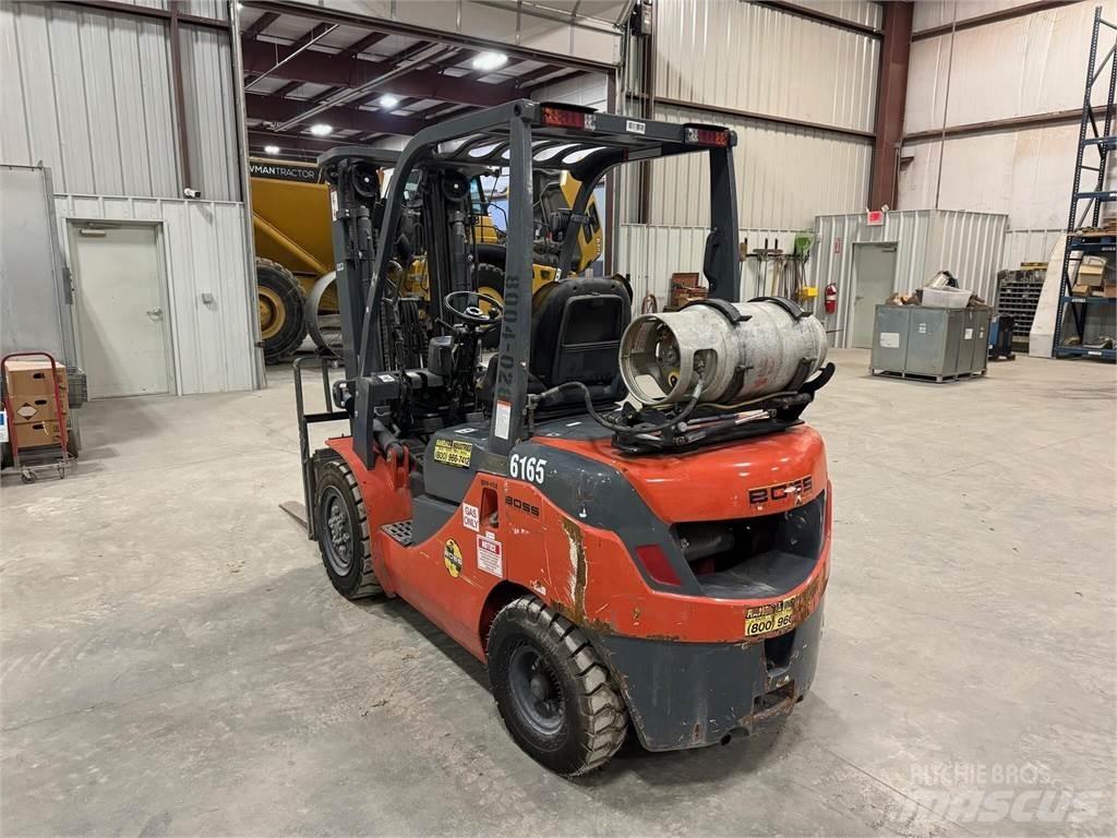 Boss FY30 Gaffeltrucks - andre