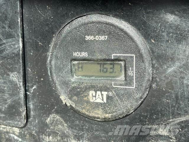 CAT 307E2 Gravemaskiner på larvebånd