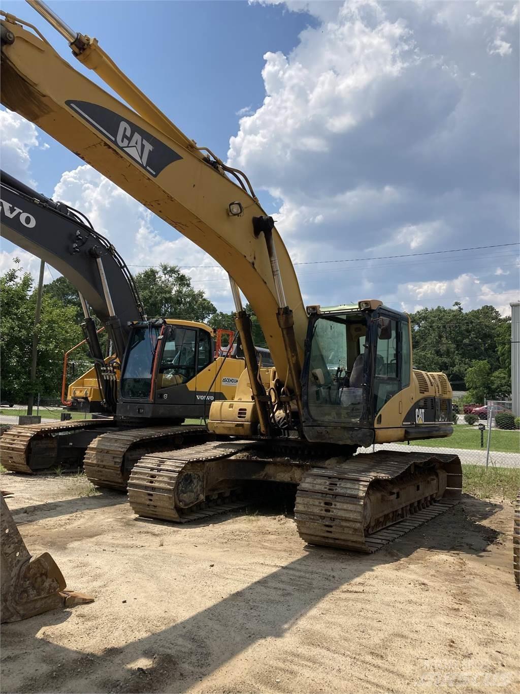 CAT 325CL Gravemaskiner på larvebånd