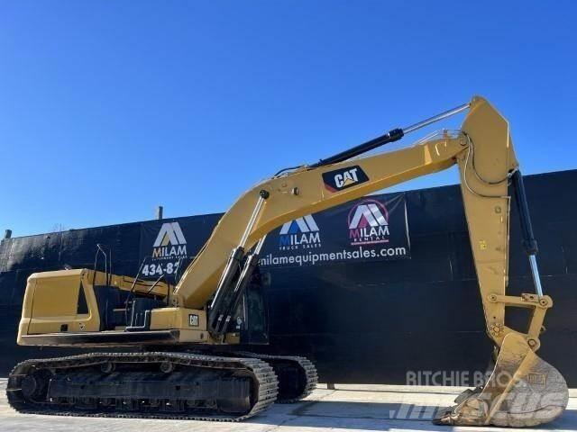 CAT 330 Gravemaskiner på larvebånd