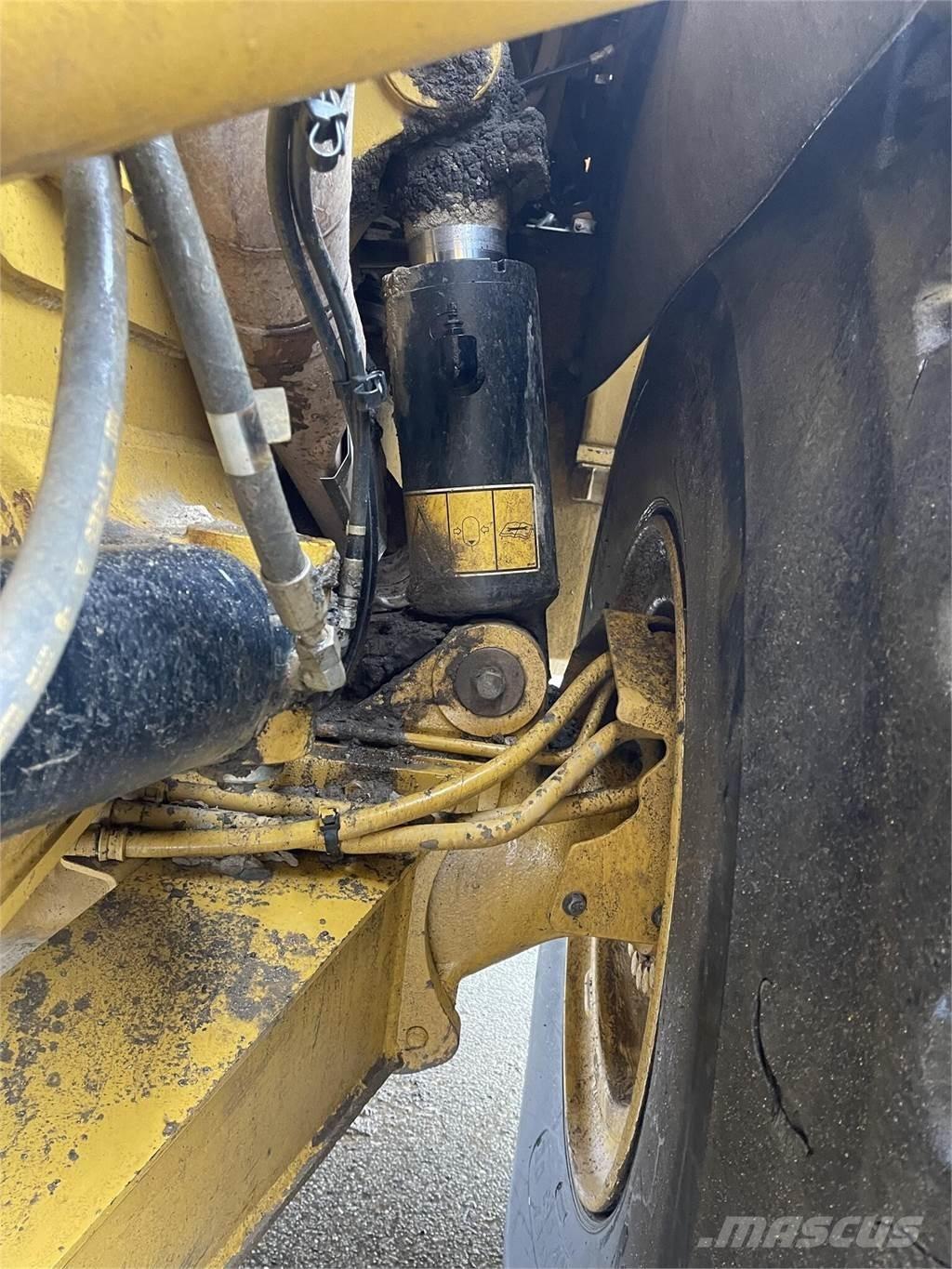 CAT 745C Terrængående lastbiler