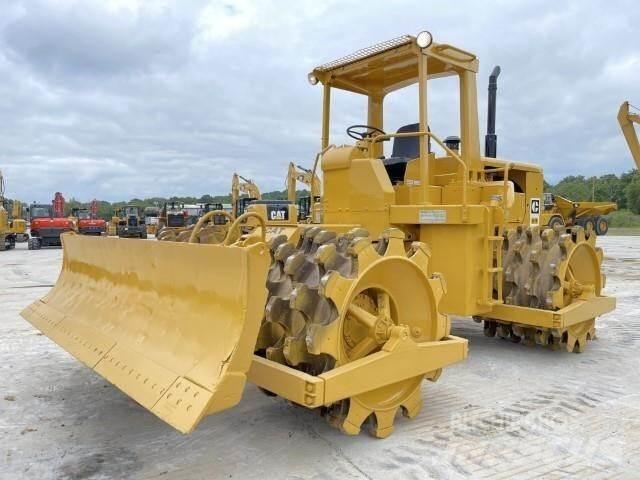 CAT 815 Affaldskompaktorer