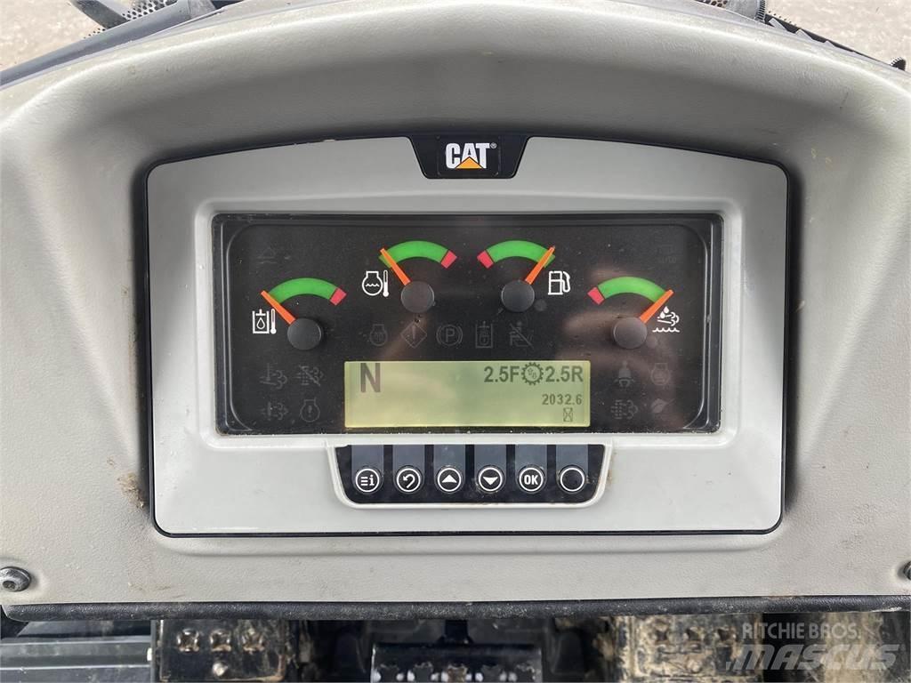 CAT 963K Larvebåndslæssere