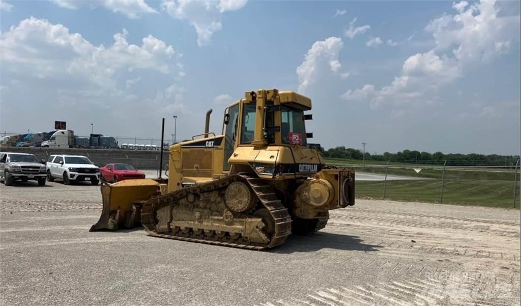 CAT D6N XL Bulldozer på larvebånd