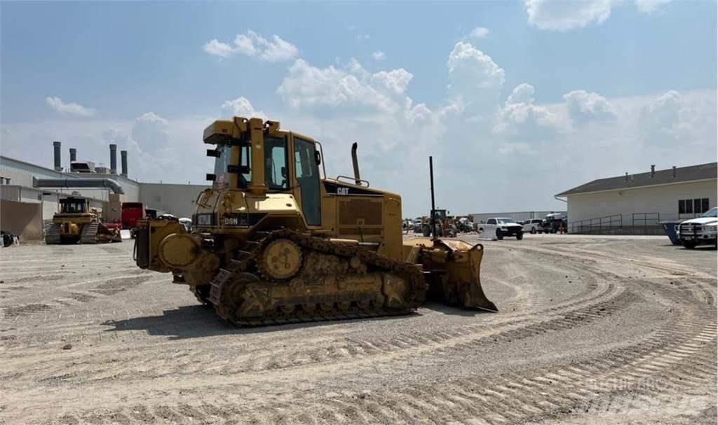 CAT D6N XL Bulldozer på larvebånd