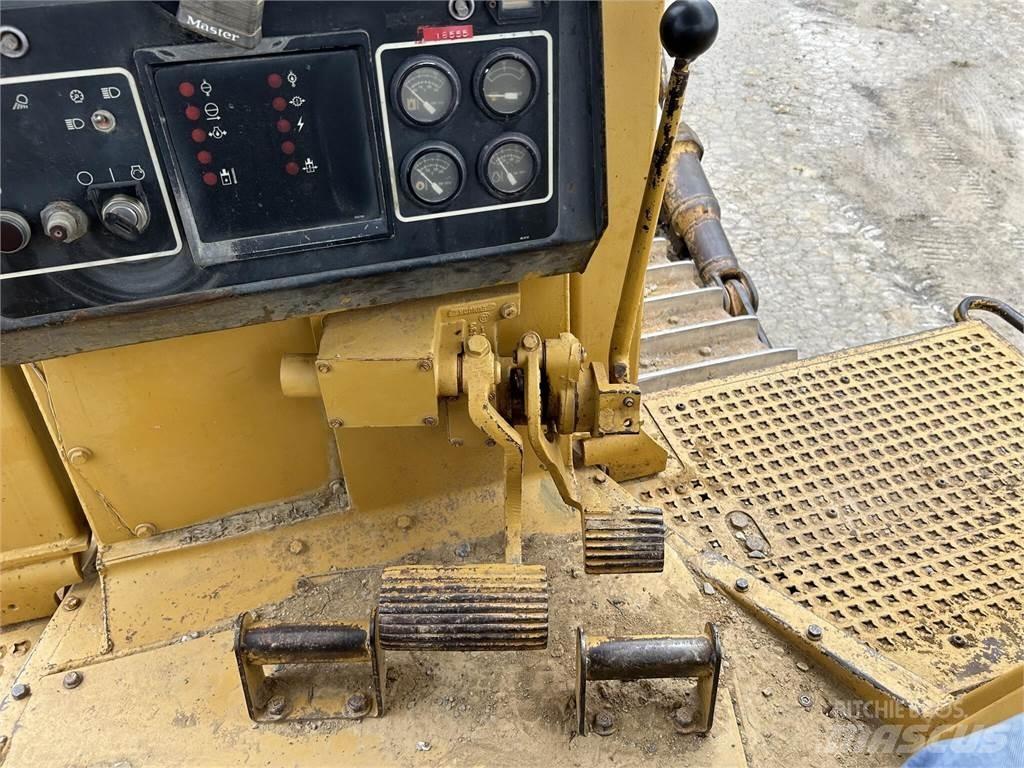 CAT D8N Bulldozer på larvebånd