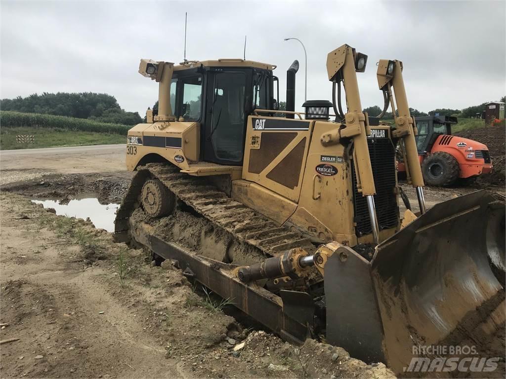 CAT D8T Bulldozer på larvebånd