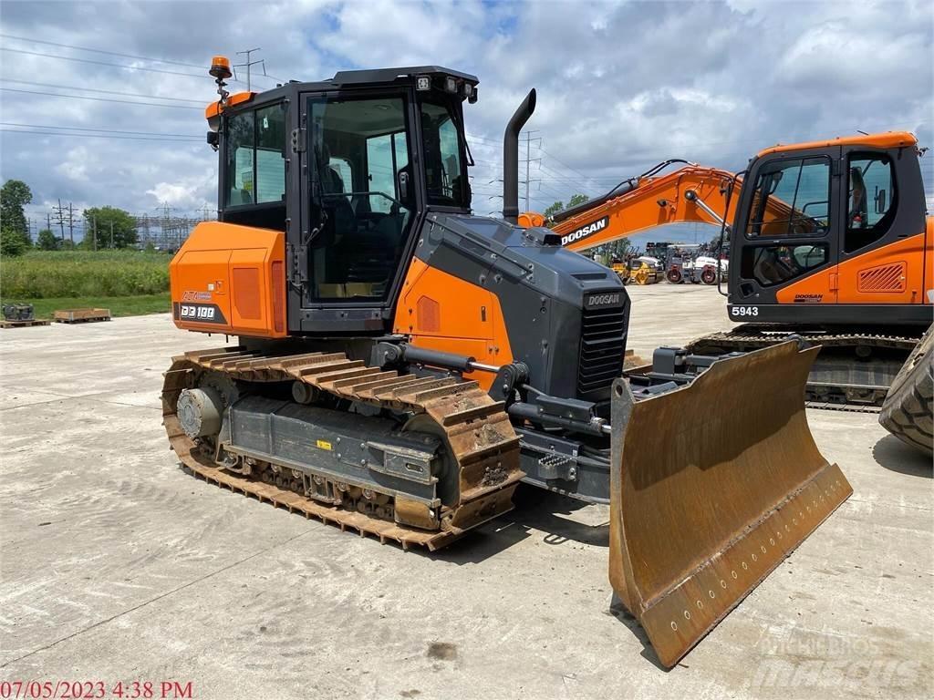 Develon DD100 Bulldozer på larvebånd