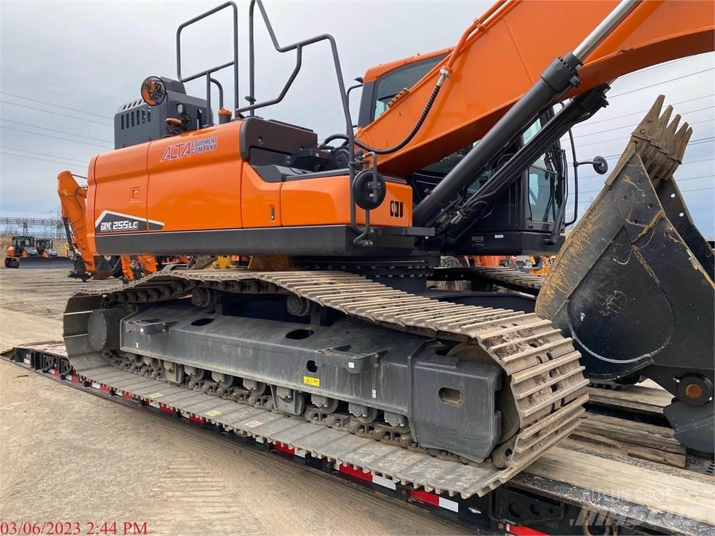 Develon DX255 LC-7 Gravemaskiner på larvebånd