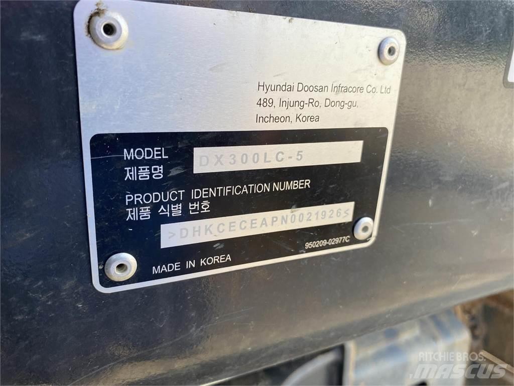 Develon DX300 LC-5 Gravemaskiner på larvebånd