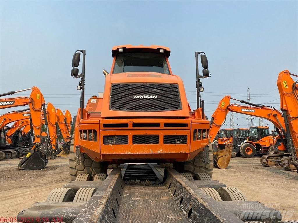 Doosan DA30-5 Terrængående lastbiler