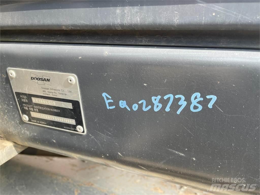 Doosan DX180 LC-5 Gravemaskiner på larvebånd