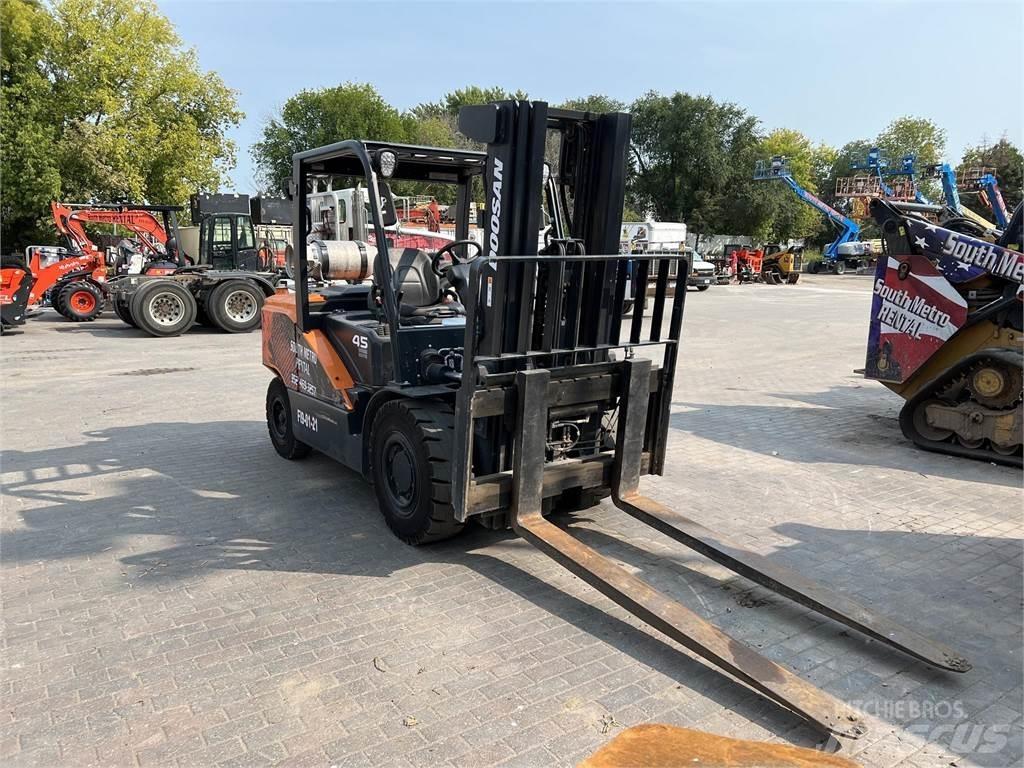 Doosan G45S-7 Gaffeltrucks - andre