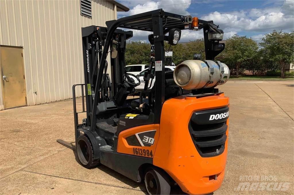 Doosan GC30S-9 Gaffeltrucks - andre