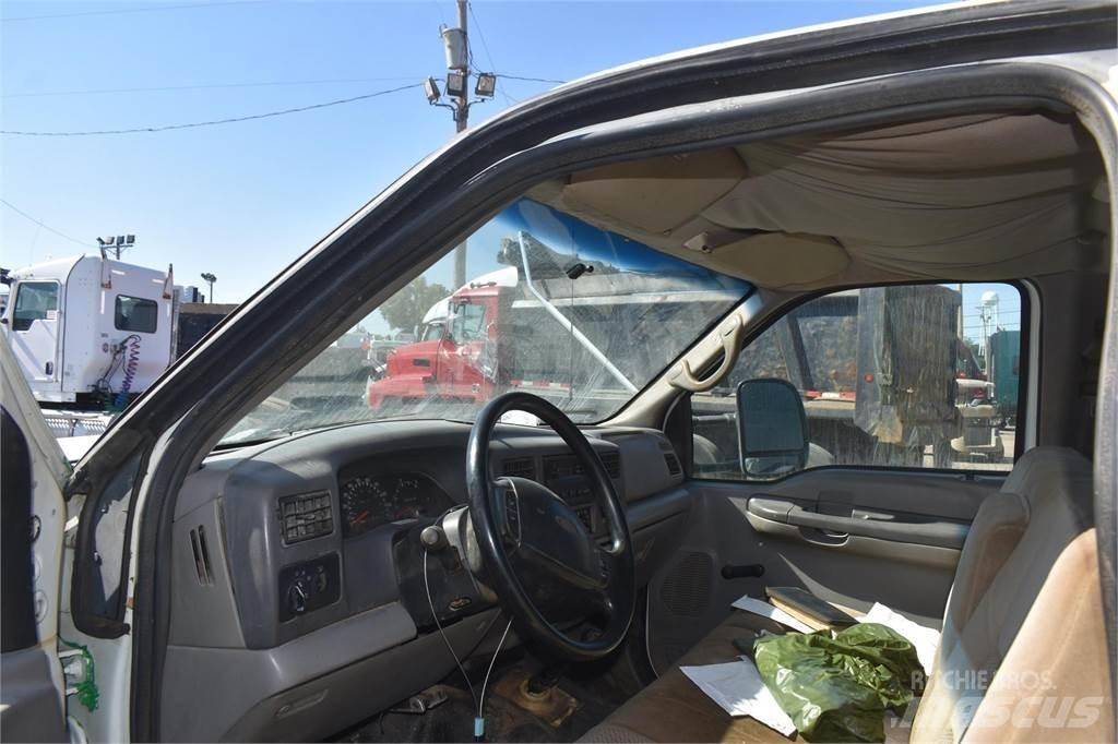 Ford F450 Lastbiler med tip