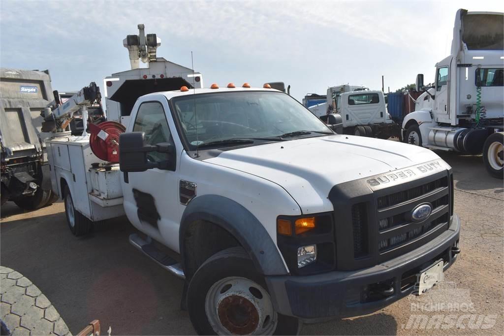 Ford F550 Forsvar/Miljø