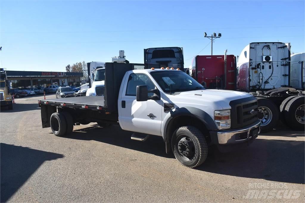 Ford F550 Lastbiler med tip