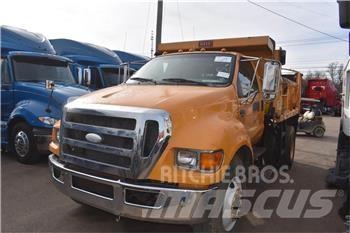 Ford F750 Lastbiler med tip