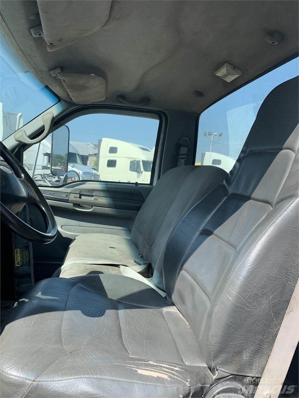 Ford F750 Lastbil med kran