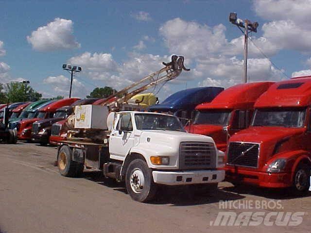 Ford F800 Forsvar/Miljø
